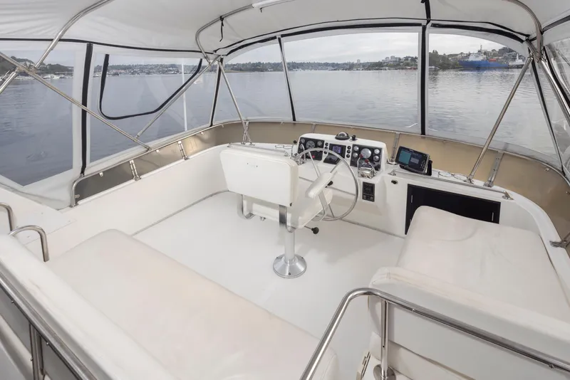 Slide: The Image of Interior view of 1991 Ocean Alexander 440 Sundeck CPMY. - 14