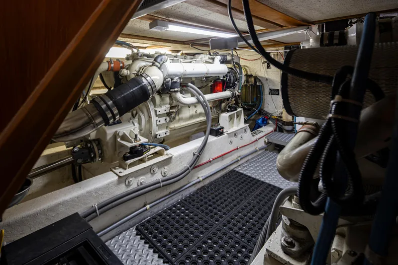 Slide: The Image of Engine room of 1991 Ocean Alexander 440 Sundeck CPMY. - 39