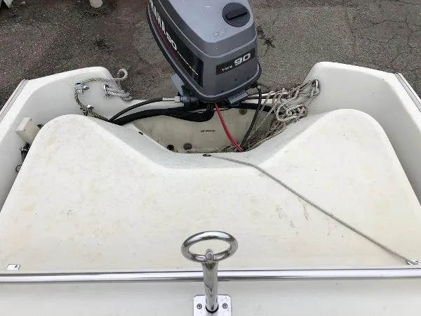 Slide: The Image of Boston Whaler Super Sport LTD 17 1990 - 10