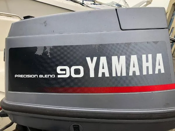 Slide: The Image of Boston Whaler Super Sport LTD 17 1990 - 5