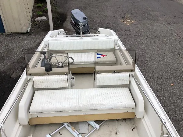 Slide: The Image of Boston Whaler Super Sport LTD 17 1990 - 9