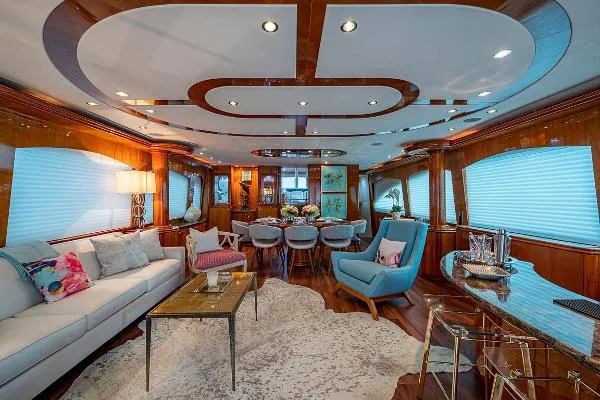Slide: The Image of Hatteras 80 Motor Yacht 2007 - 10