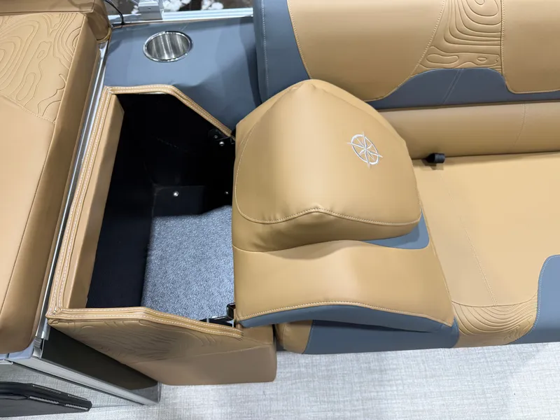 Slide: The Image of Tahoe Geofish 2385 Rear Fish & Honda 4-Stroke EFI 2026 - 33