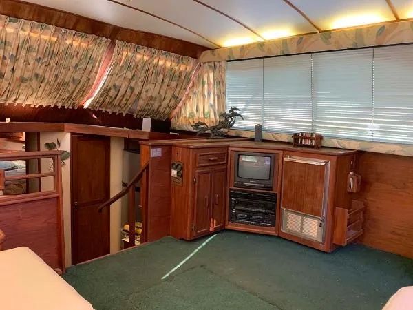 Slide: The Image of Jersey Convertible Sportfish 1990 - 4