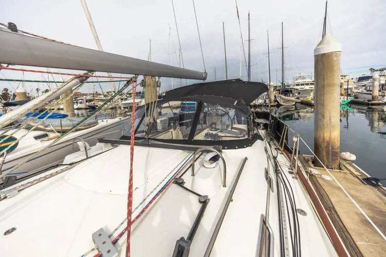 Slide: The Image of 2006 Beneteau 423 - Image 15 - 15