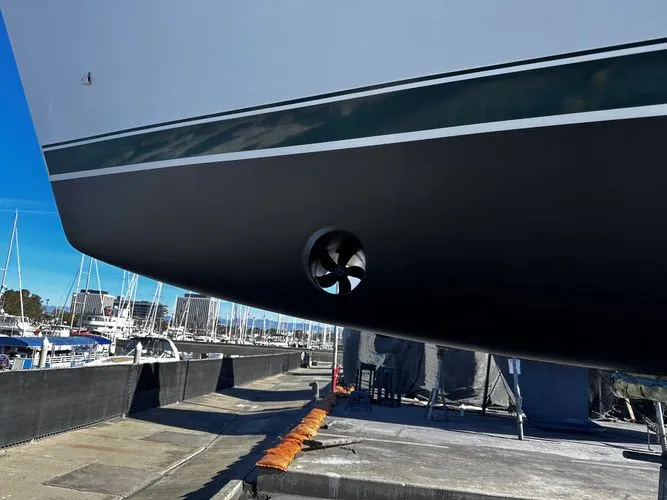 Slide: The Image of 2006 Beneteau 423 - Image 40 - 40