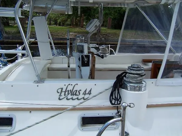 Slide: The Image of Hylas 44 Center Cockpit Sloop 1987 - 5