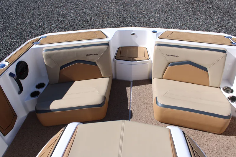 Slide: The Image of MasterCraft ProStar 2023 - 6