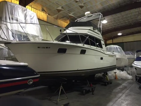Slide: The Image of Carver Yachts Convertible 1986 - 3