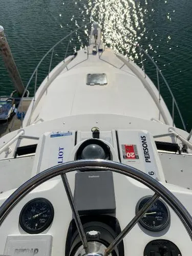 Slide: The Image of Wellcraft 33 Coastal 1996 - 6