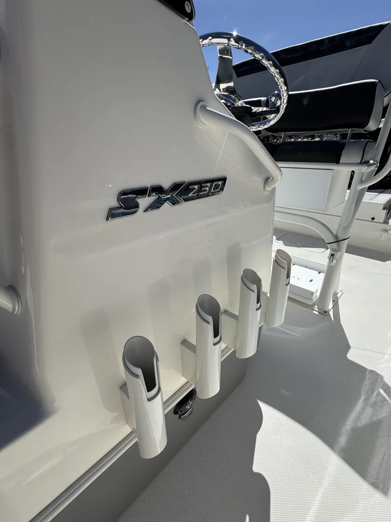 Slide: The Image of Skeeter SX Series SX230 2026 - 12