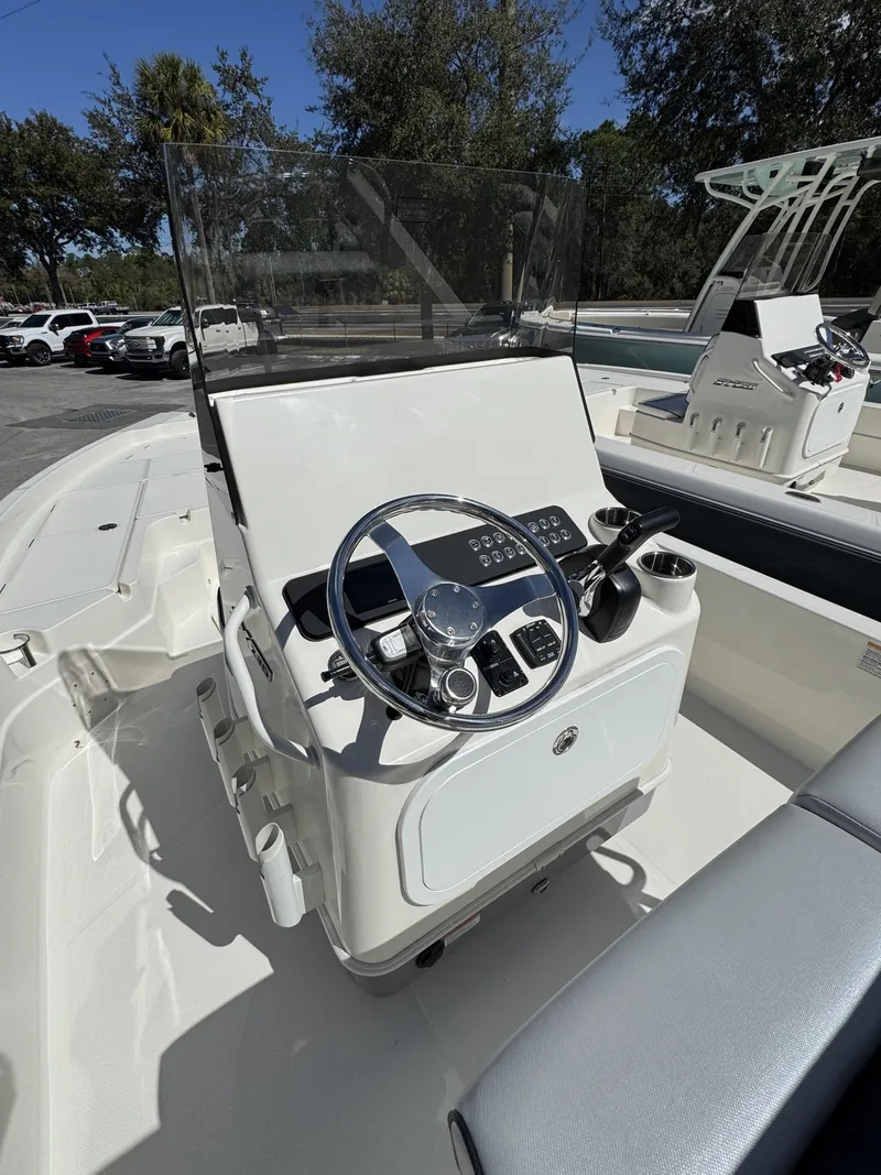 Slide: The Image of Skeeter SX Series SX230 2026 - 37