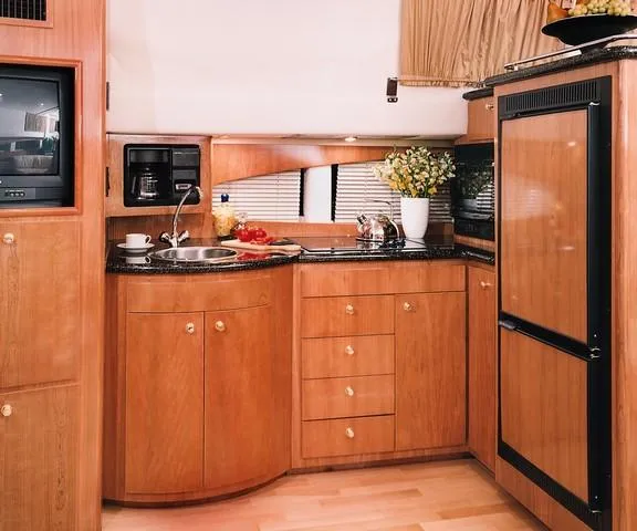Slide: The Image of Carver Yachts 410 Sport Sedan 2002 - 11