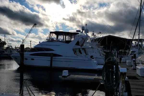 Slide: The Image of Carver Yachts 410 Sport Sedan 2002 - 5