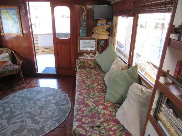 Slide: The Image of Kadey-Krogen Pilothouse Trawler 1978 - 4
