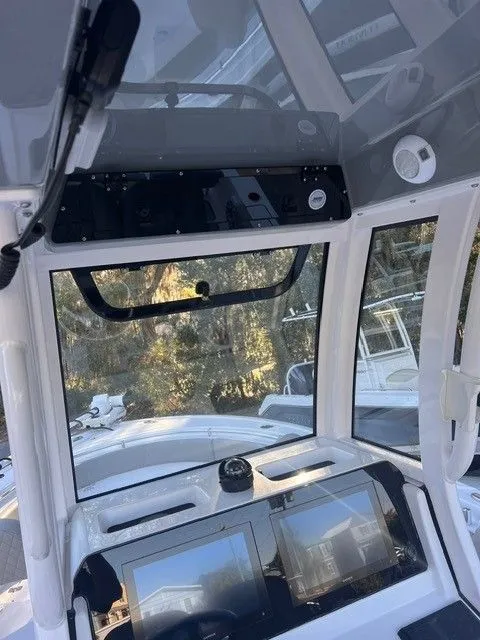 Slide: The Image of Sportsman Heritage 231 Center Console 2025 - 19