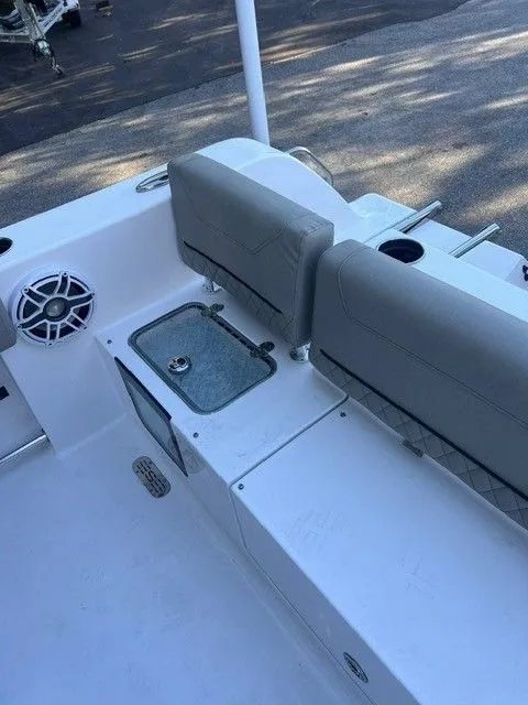 Slide: The Image of Sportsman Heritage 231 Center Console 2025 - 4