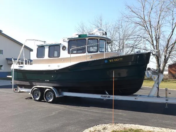 Slide: The Image of Ranger Tug R-25 Classic 2008 - 1