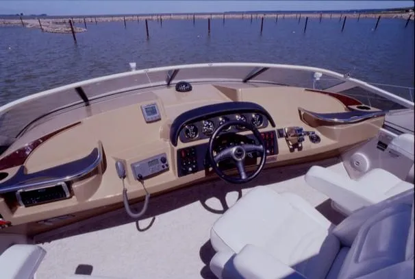 Slide: The Image of Carver Yachts 410 Sport Sedan 2003 - 1