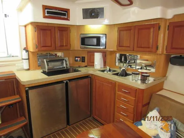 Slide: The Image of Luhrs 38 Open 2006 - 5