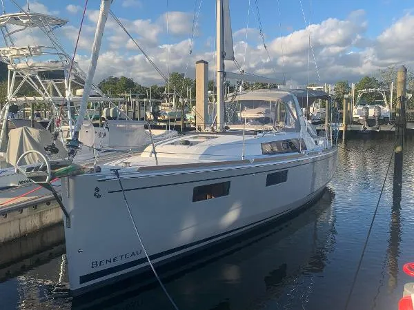 Slide: The Image of Beneteau Oceanis 35.1 w/Generator 2018 - 0