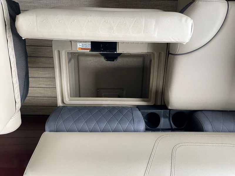 Slide: The Image of Starcraft SLS 3 Q DH 2024 - 16