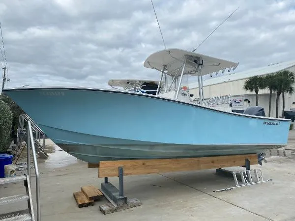 Slide: The Image of Regulator Marine 23 Center Console 2001 - 3