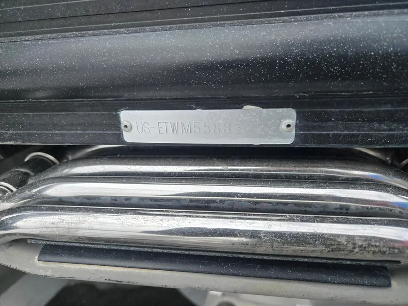 Slide: The Image of Serial number plate of a 2022 Bennington 25RFB boat. - 12