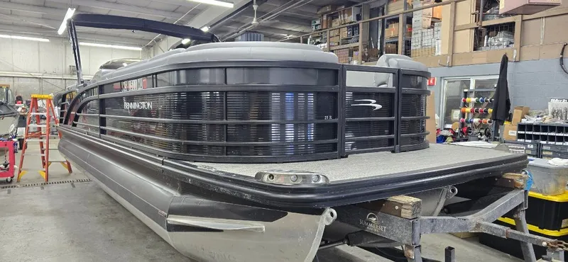 Slide: The Image of Bennington 25RFB 2022 pontoon boat in workshop. - 5