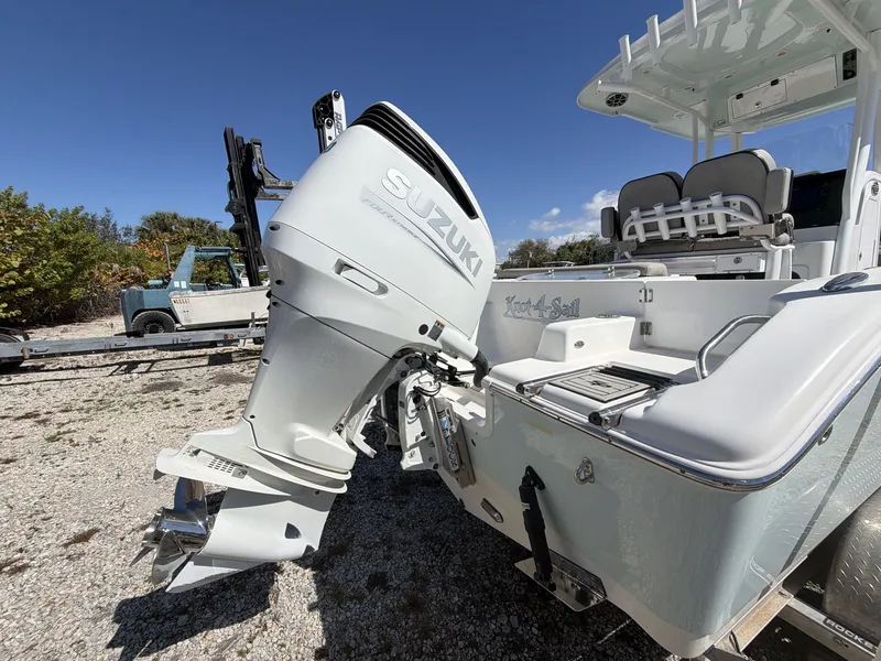 Slide: The Image of Sea Pro 239 DLX 2021 - 38