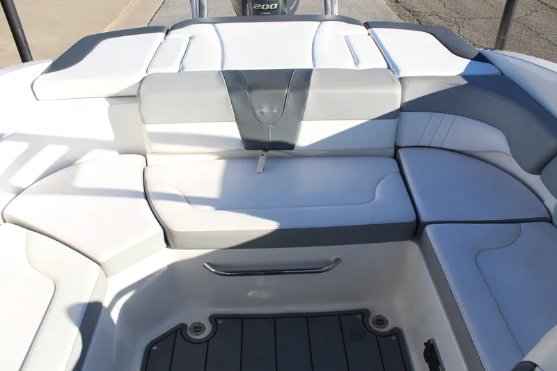 Slide: The Image of Chaparral 23 SSi O/B 2021 - 14