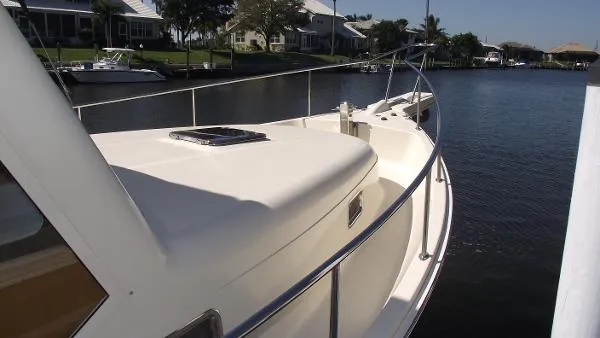 Slide: The Image of Mainship Flybridge Trawler 2006 - 2
