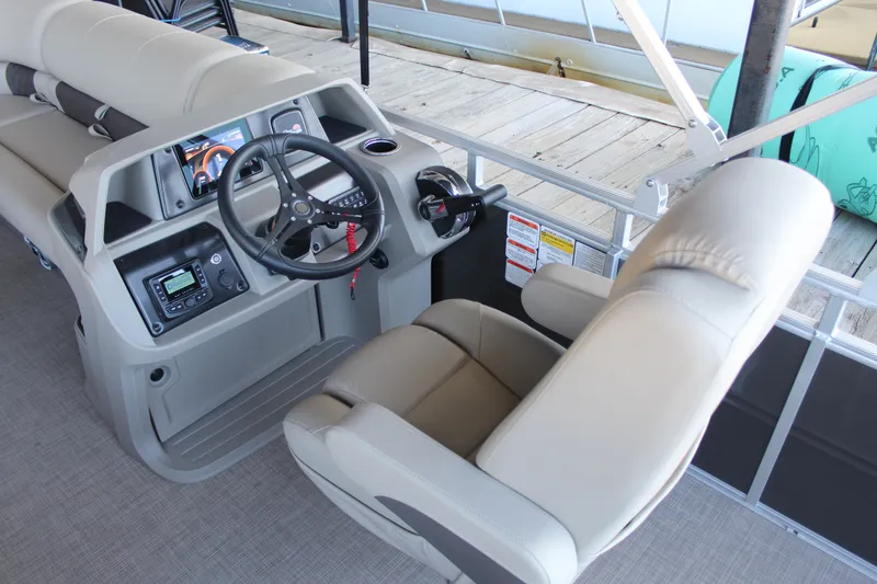 Slide: The Image of Interior of Tracker PB 20 DLX boat, model year 2025. - 10