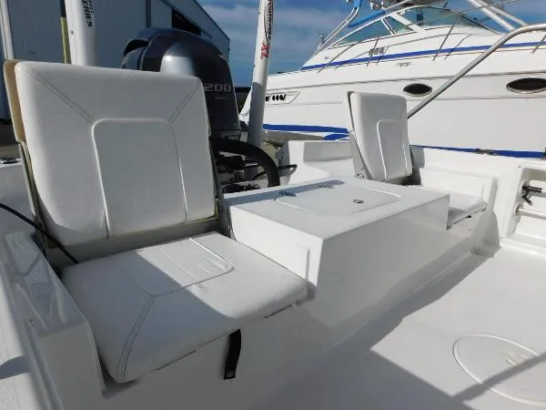 Slide: The Image of Sea Hunt XP 21 2011 - 10
