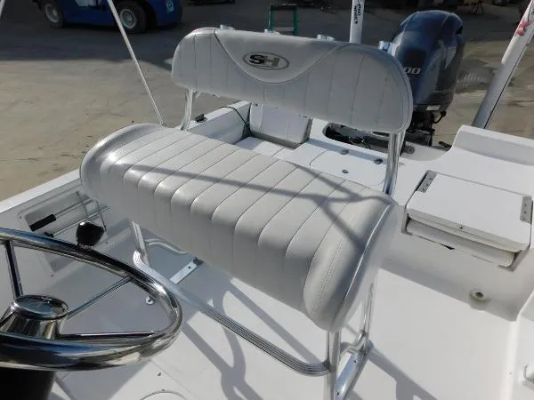 Slide: The Image of Sea Hunt XP 21 2011 - 8