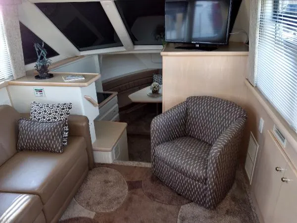Slide: The Image of Carver Yachts 326 Motor Yacht 2001 - 5