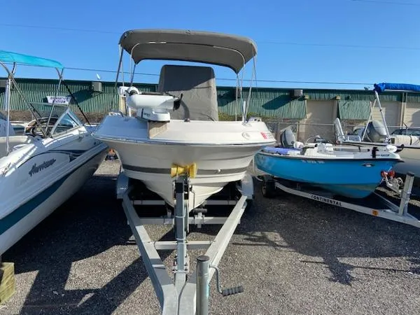 Slide: The Image of Wellcraft 21 Fisherman 2005 - 4