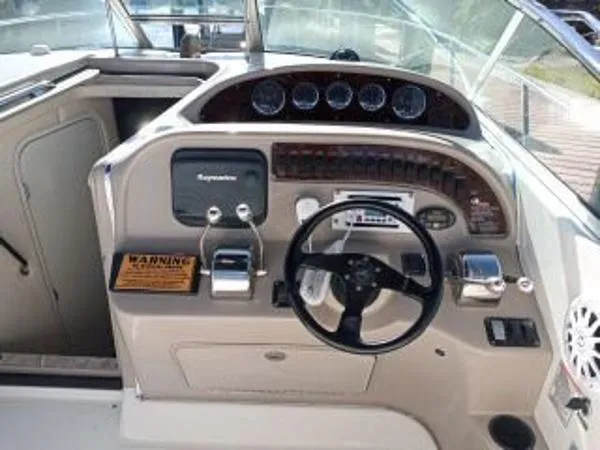 Slide: The Image of Sea Ray Amberjack 2005 - 2