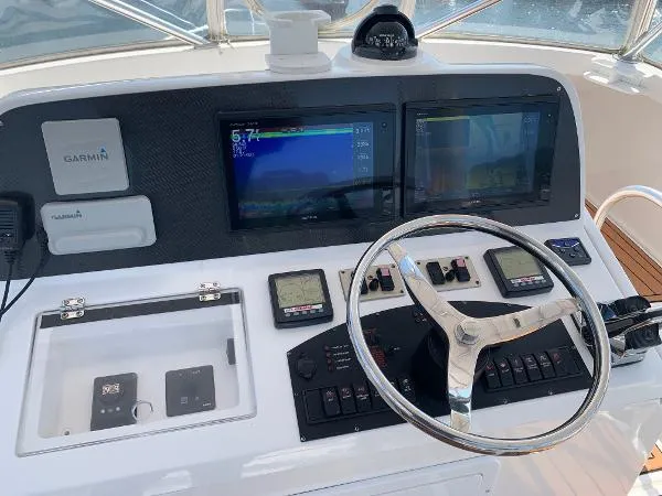 Slide: The Image of Luhrs 35 Convertible 2008 - 10