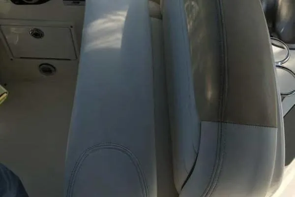 Slide: The Image of Sea Ray 240 Sundancer 2008 - 8