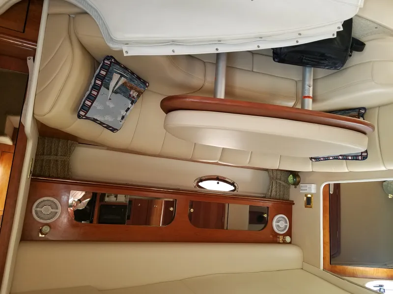 Slide: The Image of Cruisers 3575 Esprit 2000 - 7