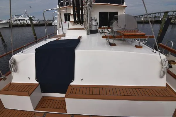 Slide: The Image of Grand Banks Classic 1990 - 8