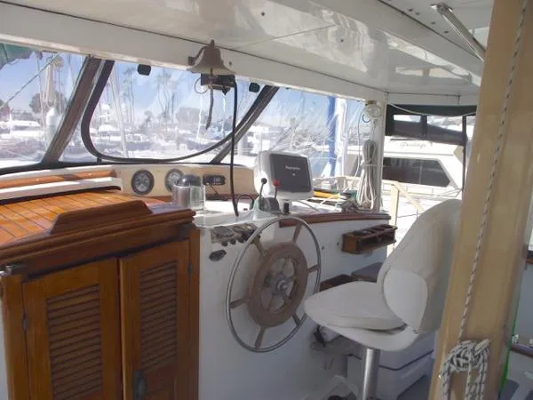 Slide: The Image of Island Trader Motor Sailer 1984 - 6