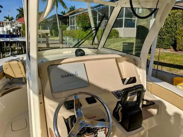 Slide: The Image of Scout 255 LXF 2018 - 2