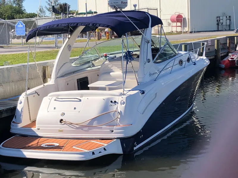 Slide: The Image of Sea Ray 300 Sundancer 2005 - 1