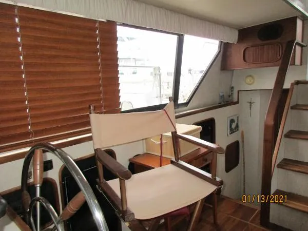 Slide: The Image of Carver Yachts 36 Aft Cabin 1991 - 11