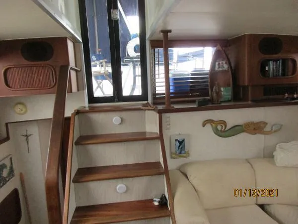 Slide: The Image of Carver Yachts 36 Aft Cabin 1991 - 3