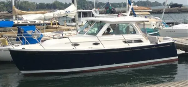 Slide: The Image of Back Cove 30 Hard Top Express 2014 - 0