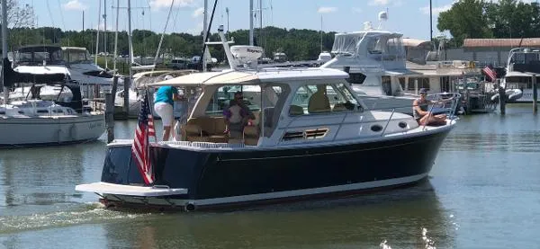 Slide: The Image of Back Cove 30 Hard Top Express 2014 - 1