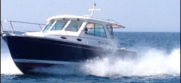 Slide: The Image of Back Cove 30 Hard Top Express 2014 - 4